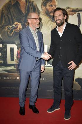 Ron Howard and Quirin Berg at the special screening of the movie Eden in the Astor Film Lounge Berlin, 20 03 2025 Foto:xM.xBehrensx xFuturexImagex eden_5359