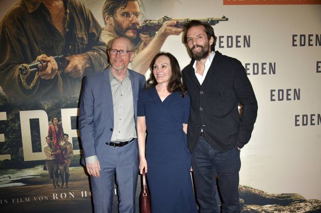 Ron Howard, Jasna Vavra and Quirin Berg at the special screening of the film Eden in the Astor Film Lounge Berlin, 20 03 2025 Foto:xM.xBehrensx xFuturexImagex eden_5363