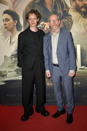 Felix Kammerer and Ron Howard at the special screening of the movie Eden in the Astor Film Lounge Berlin, 20 03 2025 Foto:xM.xBehrensx xFuturexImagex eden_5370