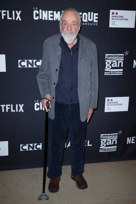 Deux Soeurs Premiere - Paris Mike Leigh attend Deux Soeurs Premiere at the Cinematheque on March 26, 2025 in Paris, France. Photo by Jerome Dominé ABACAPRESS.COM  Copyright: xDominexJerome ABACAx
