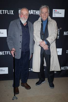 Deux Soeurs Premiere - Paris Mike Leigh and Costa Gavras attend Deux Soeurs Premiere at the Cinematheque on March 26, 2025 in Paris, France. Photo by Jerome Dominé ABACAPRESS.COM  Copyright: xDominexJerome ABACAx