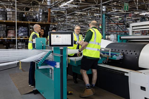 Prime Minister Keir Starmer visits Camira Fabrics 28 03 2025. Mirfield , United Kingdom. Prime Minister Keir Starmer visits Camira Fabrics following an announcement to deliver rail investment in the North., Credit:Lauren Hurley Avalon United Kingdom, West Yorkshire, Mirfield, 10 Downing Street  Copyright: xLaurenxHurleyx xAvalonx 0980679902