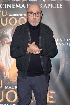 Maurizio Battista at the premiere of the movie Tu quoque in Space Cinema Moderno Rome, 31 03 2025 Foto:xA.xM.xTinghinox xFuturexImagex quoque_5307