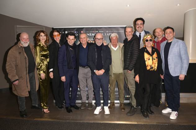Director Gianni Quinto with cast and crew at the premiere of the feature film Tu quoque in Space Cinema Moderno Rome, 31 03 2025 Foto:xA.xM.xTinghinox xFuturexImagex quoque_5363