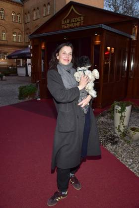 remiere of Ursli Pfister Peggy March, Mrs. Huggenberger and me Premiere Ursli Pfister, Peggy March, Mrs. Huggenberger and me Meret Becker with dog Taxi Arrival at the premiere of Ursli Pfister Peggy March, Mrs. Huggenberger and me Arrival at the Bar jeder Vernunft in Berlin, on 02 04 2025 Photopress Mueller