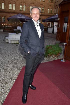 remiere of Ursli Pfister Peggy March, Mrs. Huggenberger and me Premiere Ursli Pfister, Peggy March, Mrs. Huggenberger and me Georg Preusse Arrival at the premiere of Ursli Pfister Peggy March, Mrs. Huggenberger and me Arrival at the Bar jeder Vernunft in Berlin, on 02 04 2025 Photopress Mueller