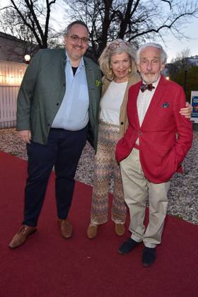 Ursli Pfister Peggy March, Mrs. Huggenberger and I Premiere Ursli Pfister Peggy March, Mrs. Huggenberger and I Premiere Ursli Pfister Peggy March, Mrs. Huggenberger and I Premiere Ursli Pfister, Peggy March, Mrs. Huggenberger and I Peter Raue With wife Andrea Gräfin Bernstorff and son Adrian Raue A Photopress Mueller