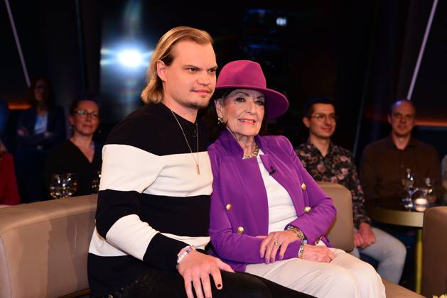 Wilson Gonzalez Ochsenknecht and his grandmother Baerbel Wierichs as guests on the NDR Talk Show on 4 April 2025 in Hamburg NDR Talk Show on 4 April 2025 in Hamburg