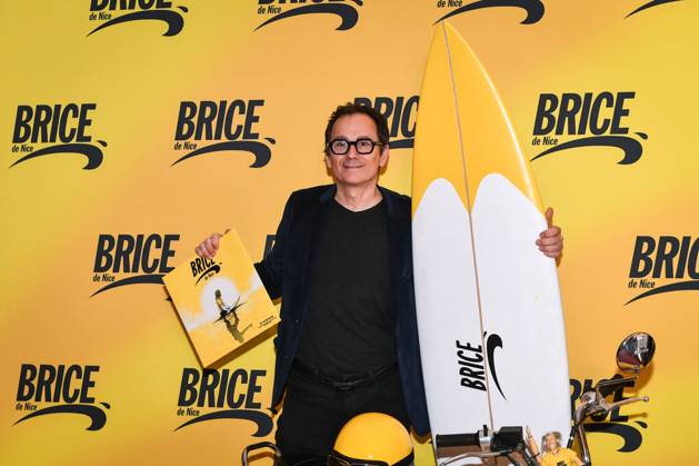 Preview of the film Brice de Nice in Paris FA French film director James Huth poses for a photo-call for the film Brice de Nice at the Grand Rex Cinema in Paris, on April 6, 2025. Photo by Firas Abdullah ABACAPRESS.COM Paris Ile-de-France France  Copyright: xAbdullahxFiras ABACAx