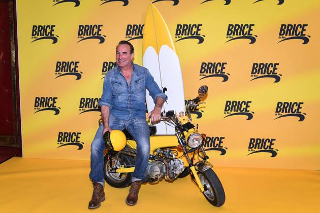 Preview of the film Brice de Nice in Paris FA French actor Jean Dujardin poses for a photo-call for the film Brice de Nice at the Grand Rex Cinema in Paris, on April 6, 2025. Photo by Firas Abdullah ABACAPRESS.COM Paris Ile-de-France France  Copyright: xAbdullahxFiras ABACAx
