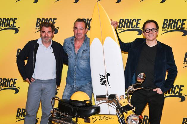 Preview of the film Brice de Nice in Paris FA French actor Jean Dujardin poses for a photo-call with French film director James Huth and French actor Clovis Cornillac for the film Brice de Nice at the Grand Rex Cinema in Paris, on April 6, 2025. Photo by Firas Abdullah ABACAPRESS.COM Paris Ile-de-France France  Copyright: xAbdullahxFiras ABACAx