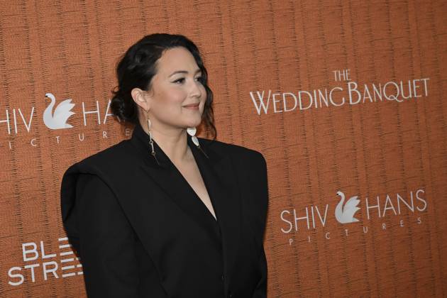 April 14, 2025, Los Angeles, California, USA: Lily Gladstone attends The Wedding Banquet Los Angeles Premiere. Los Angeles USA - ZUMAb173 20250414_aap_b173_058 Copyright: xBillyxBennightx