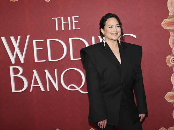 April 14, 2025, Los Angeles, California, USA: Lily Gladstone attends The Wedding Banquet Los Angeles Premiere. Los Angeles USA - ZUMAb173 20250414_aap_b173_060 Copyright: xBillyxBennightx