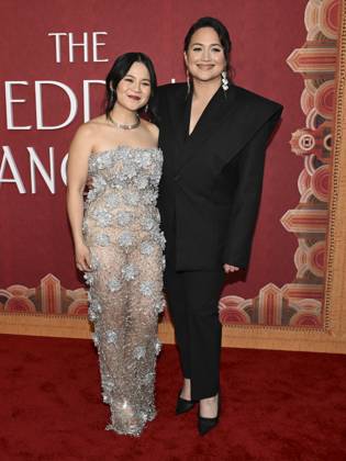 April 14, 2025, Los Angeles, California, USA: Kelly Marie Tran and Lily Gladstone attends The Wedding Banquet Los Angeles Premiere. Los Angeles USA - ZUMAb173 20250414_aap_b173_163 Copyright: xBillyxBennightx