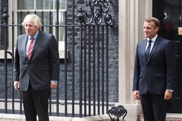 French President Emmanuel Macron visits UK PM Boris Johnson 10 Downing Street, London, UK - 18 June 2020. French President Emmanuel Macron in London to mark the 80th anniversary of Charles de GaulleÕs radio appeal to his countrymen to resist Nazi occupation, and to discuss Brexit with British Prime Minister Boris Johnson. London, England, UK on June 18, 2020. CAP JOR JOR London Greater London Great Britain Copyright: xNilsxJorgensen CapitalxPicturesx