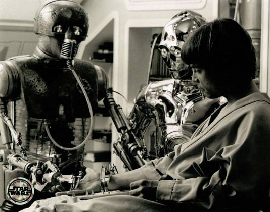 Star Wars: Episode V - The Empire Strikes Back (1980) - filmstill Star Wars: Episode V - The Empire Strikes Back (1980) Mark Hamill & Anthony Daniels - - - EDITORIAL USE ONLY Copyright: xCAP KFSx