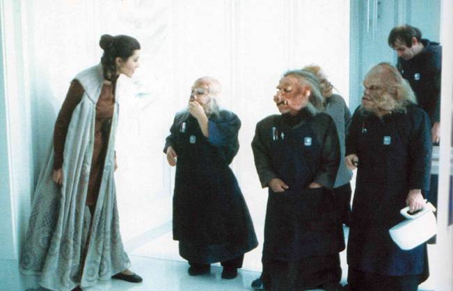 Star Wars: Episode V - The Empire Strikes Back (1980) - filmstill Star Wars: Episode V - The Empire Strikes Back (1980) Behind the scenes photo of Carrie Fisher & Mike Edmonds - - - EDITORIAL USE ONLY Copyright: xCAP KFSx