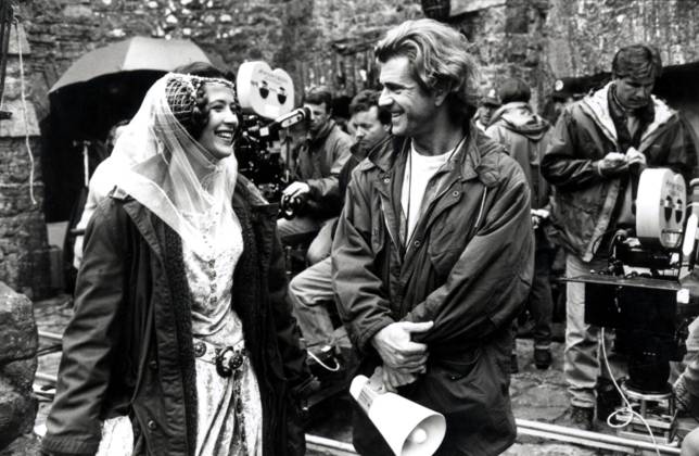 Braveheart (1995) - filmstill Braveheart (1995) Behind the scenes photo of Mel Gibson & Sophie Marceau - - - EDITORIAL USE ONLY Copyright: xFSN-Kx
