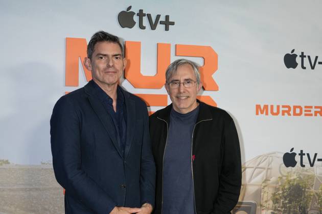 Murderbot New York Premiere Director Chris Weitz, Show Runner Paul Weitz attends the Murderbot New York Premiere by Apple TV held at Regal Union Square Cinemas in New York City, Monday April 28, 2025. Jennifer Graylock-Graylock.com, Credit:Jennifer Graylock-Graylock.com Avalon United States, New York, New York, Regal Union Square Cinema  Copyright: xJenniferxGraylock-Graylock.comx xAvalonx 0993253987