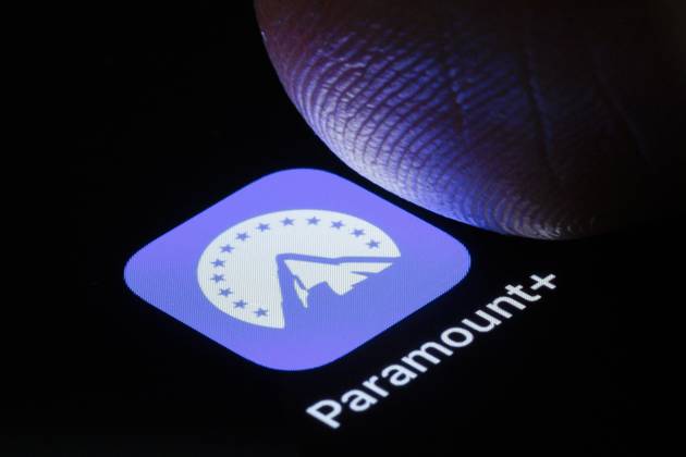 The Paramount app can be seen on the display of a smartphone Berlin, 29 04 2025 Berlin Germany Copyright: xThomasxTrutschelx