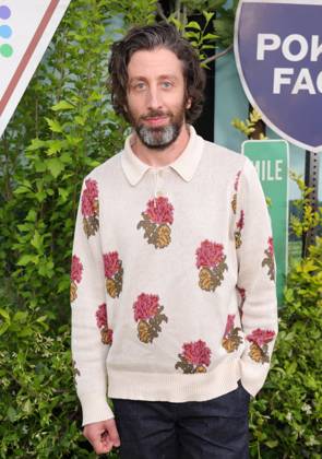 Arrivals for the Los Angeles peacock original season 2 premiere of Poker Face Featuring: Simon Helberg Where: Los Angeles, California, United States When: 01 May 2025 Credit: Faye s Vision Cover Images EDITORIAL USE ONLY. NOT FOR USE BY NEWSPAPERS BASED IN THE UK. Copyright: xx coverimg54708320