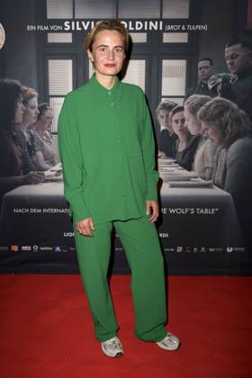 Olga von Luckwald German actress on the red carpet at the movie premiere Die Vorkosterinnen at Kino Babylon on May 05, 2025 in Berlin Berlin Germany