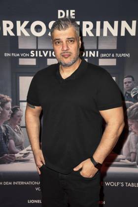 Imad Mardnli as a guest on the red carpet at the cinema film premiere Die Vorkosterinnen at Kino Babylon on 05 05 2025 in Berlin Berlin Germany