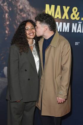 Joy Denalane and her son Isaiah Naledi at the premiere of the 3-part ARD documentary film series öMax und Joy komm naeher from 8 5 205 in the ARD Mediathek on 7 05 2025 in the Astor Filmlounge in Berlin ARD documentary series Max Joy komm naeher celebrates premiere in Berlin