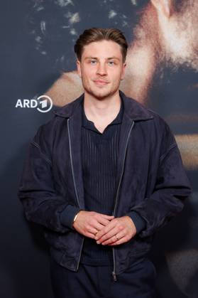 Premiere of the documentary series Max Joy Komm näher Jannik Schuemann at the premiere of the documentary series Max Joy Komm näher at the Astor Film Lounge on 07 05 2025 in Berlin Copyright: xEventpressxKochanx