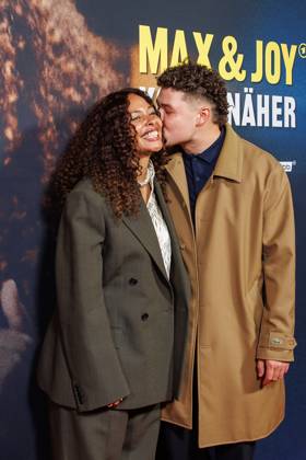 Premiere of the documentary series Max Joy Komm näher Joy Denalane and Isaiah Naledi Herre at the premiere of the documentary series Max Joy Komm näher at the Astor Film Lounge on 07 05 2025 in Berlin Copyright: xEventpressxKochanx
