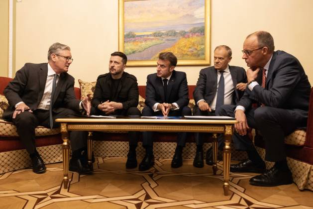 Prime Minister Keir Starmer visits Ukraine 10 05 2025. Kyiv, Ukraine. Prime Minister Keir Starmer, Emmanuel Macron, French President, and Friedrich Merz, German Chancellor Poland Prime Minister Donald Tusk and Volodymyr Zelenskyy, President of Ukraine call US President Donald Trump on the phone during a visit to Ukraine., Credit:Simon Dawson Avalon Ukraine, Kyiv  Copyright: xSimonxDawsonx xAvalonx 0997540016