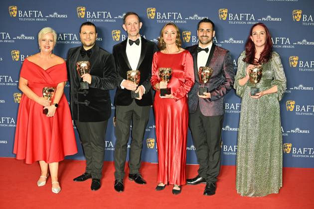 BAFTA TV Awards, Winners, London, UK, 11 May 2025. London, UK, 11 May 2025. Sharon Batten, Chris Clenshaw, Kieran Grimes, Lauren Klee, Kyri Zindilis and Joanna Thompson pose with the Soap Award for Eastenders on the Winners Carpet at the BAFTA Television Awards with P&O Cruises at the Royal Festival Hall, London, UK., Credit:Lee Floyd Avalon UK, London, Royal Festival Hall Copyright: xLeexFloydx xAvalonx 0998025177