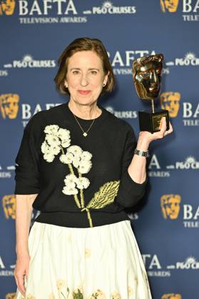 BAFTA TV Awards, Winners, London, UK, 11 May 2025. London, UK, 11 May 2025. Kirsty Wark poses with the Fellowship Award on the Winners Carpet at the BAFTA Television Awards with P&O Cruises at the Royal Festival Hall, London, UK., Credit:Lee Floyd Avalon UK, London, Royal Festival Hall Copyright: xLeexFloydx xAvalonx 0998026650