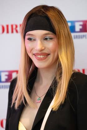 Sous les paillettes, la rage premiere at TF1 Celebrities arrive on the red carpet Avant premiere de Sous les paillettes, la rage a TF1 Arrivees des celebrites sur le tapis rouge Andrea Furet Premiere of the film Sous les paillettes, la rage in Paris 444039 2025 05 12 Paris France  Copyright: xSebastienxFremontx xStarfacex STAR_444039_065