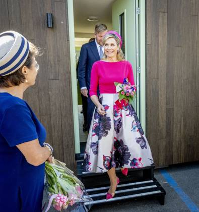 13-05-2025 Utrecht Queen Maxima and King Willem-Alexander visited the Old Town Hall from 1375, which forms a whole with the IJsselpoort Montfoort and Daiwa House a company that specialises in sustainable and fast construction solutions in Montfoort. Â Copyright: xPPEx