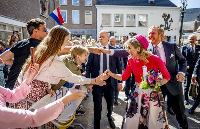 13-05-2025 Utrecht Queen Maxima and King Willem-Alexander visited the Old Town Hall from 1375, which forms a whole with the IJsselpoort Montfoort and Daiwa House a company that specialises in sustainable and fast construction solutions in Montfoort. Â Copyright: xPPEx