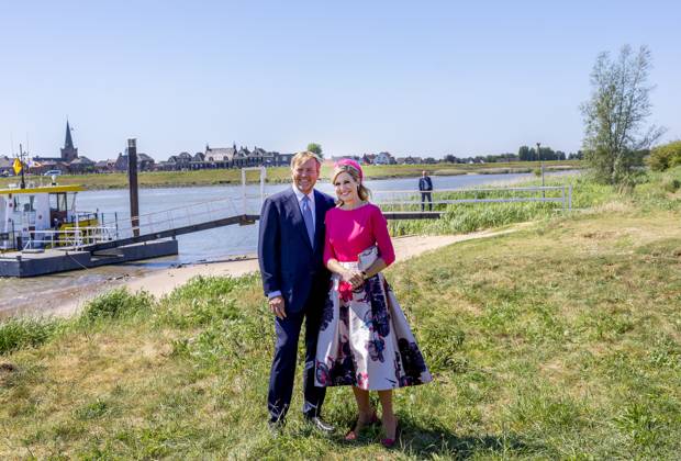 13-05-2025 Utrecht Queen Maxima and King Willem-Alexander at the ferry De Overkant during the visited at Montfoort, Lopik, Viane, Lopikerwaard and Vijfheerenlanden in Utrecht. Â Copyright: xPPEx