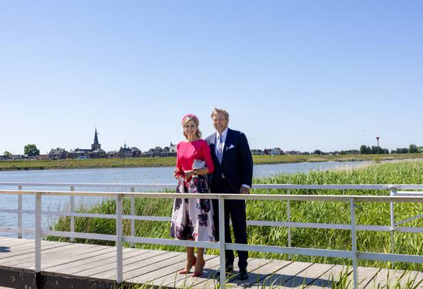 13-05-2025 Utrecht Queen Maxima and King Willem-Alexander at the ferry De Overkant during the visited at Montfoort, Lopik, Viane, Lopikerwaard and Vijfheerenlanden in Utrecht. Â Copyright: xPPEx