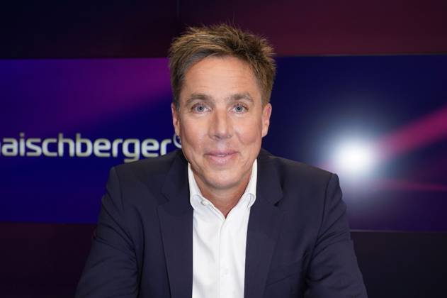 Markus Feldenkirchen on the ARD talk show maischberger in Studio Berlin Adlershof Berlin, 13 05 2025 Foto:xT.xBartillax xFuturexImagex maischberger1305_5518