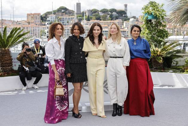 Cannes - Jury Photocall Leïla Slimani, Jury Member, Halle Berry, Jury President, Juliette Binoche, Jury Member, Alba Rohrwacher and Payal Kapadia pose during the Jury photocall at the 78th annual Cannes Film Festival at on May 13, 2025 in Cannes, France. Photo by Anne Barson ABACAPRESS.COM Cannes France  Copyright: xBarsonxAnne ABACAx