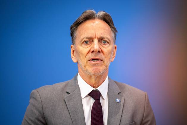 Holger Muench, President of the Federal Criminal Police Office, presents the case figures for politically motivated crime PMK 2024 at the Federal Press Conference in Berlin, 20 05 2025 Berlin Germany Copyright: xJulianexSonntagx
