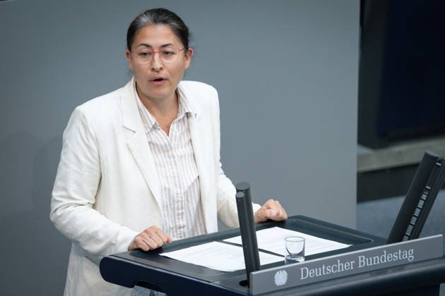 German Bundestag, 7th plenary session Filiz Polat Gruene in portrait during her speech on the agenda item Reform of immigration policy at the 7th session of the German Bundestag in Berlin, 22 05 2025 Berlin Berlin Germany