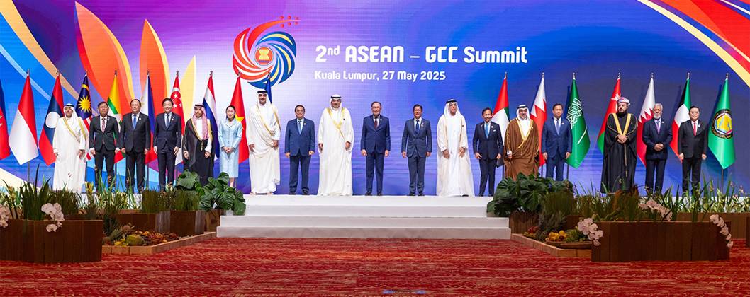 The Emir of the State of Qatar, Tamim bin Hamad Al Thani, participates in the Gulf Cooperation Council (GCC) and ASEAN Summit The Emir of the State of Qatar, Tamim bin Hamad Al Thani, participates in the Gulf Cooperation Council (GCC) and ASEAN Summit in Kuala Lumpur, Malaysia, on May 27, 2025. Photo by Emiri Diwan Office apaimages Doha Doha Qatar 270525_Malaysia_EQPO_1_00(3) Copyright: xapaimagesxEmirixDiwanxOfficex xapaimagesx