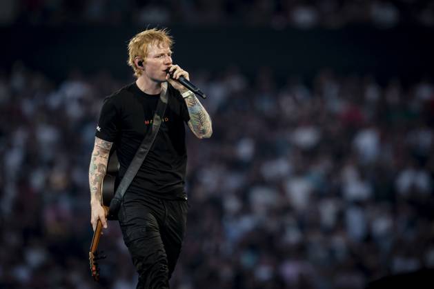 Entertainment Themen der Woche KW22 Bilder des Jahres 2025, Entertainment 05 Mai Entertainment Bilder des Tages Ed Sheeran performs in Madrid Singer Ed Sheeran during his concert at the Riyadh Air Metropolitano, May 30, 2025, in Madrid Spain Ed Sheeran has sold out his two concerts in Madrid, today, May 30, and tomorrow, May 31, gathering 140,000 people and breaking records at the Metropolitano Stadium These shows inaugurate his Mathematics Tour 2025, which will tour 13 European countries this summer In Madrid, he will review his greatest hits and has presented live tracks from his upcoming album Play, which will be released in September After successful tours in the United States, Asia and the Middle East, he begins a new musical stage 30 MAY 2025 CONCERT MUSIC METROPOLITANO STADIUM CANTANTE A Pé Madrid Madrid Madrid Spain  Copyright: xA.xPÃ rezxMecax 6762744