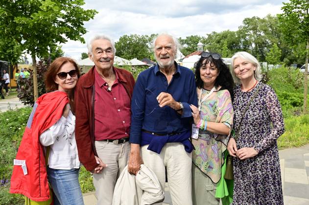 Petra Blossey, Giso Weißbach, Achim Wolff, Heike Köfer and Rita Feldmeier at the Beelitz Asparagus Festival 2025 on the Beelitz open-air stage Beelitz, 01 06 2025 Foto:xM.xWehnertx xFuturexImagex spargelfest_5624
