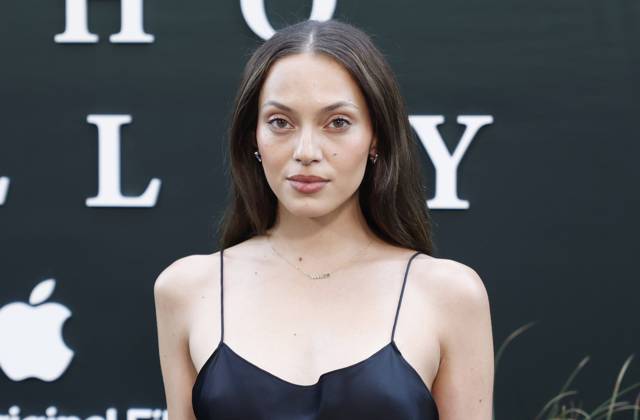 Marisa Dos Santos arrives on the red carpet for the Echo Valley New York Premiere at AMC Lincoln Square 13 on June 04, 2025 in New York City.  NYP20250604236 JOHNxANGELILLO