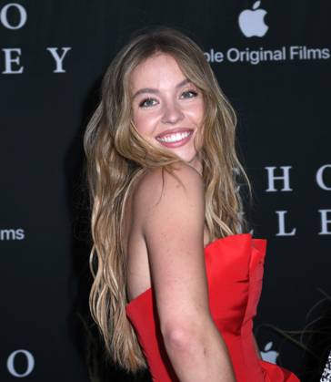 June 4, 2025, New York, Ny, USA: Sydney Sweeney attends the New York Special Screening AppleTV+s Echo Valley at AMC Lincoln Square 13 in New York. June 4, 2025. New York USA - ZUMAp281 20250604_zea_p281_032 Copyright: xPhotoxImagexPressx