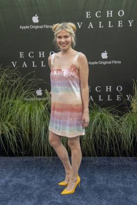 Echo Valley New York Premiere in New York, USA - 04 Jun 2025 Comfort Clinton attends the Echo Valley New York Premiere at AMC Lincoln Square 13. New York United States Copyright: xRonxAdarx xSOPAxImagesx _radar_echovalley_20250604_01749