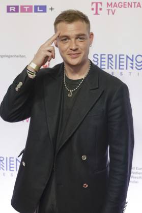 David Schütter at the premiere of the ZDFneo series Chabos at the 11 Series Camp Festival 2025 at the Cinenova cinema in Cologne, 05 06 2025 Foto:xR.xSchmiegeltx xFuturexImagex chabos_5613