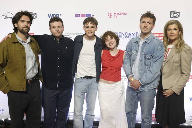 Mickey Paatzsch, Arkadij Khaet, Nico Marischka, Mathilda Smidt, Johannes Kienast and Anke Engelke at the premiere of the ZDFneo series Chabos at the 11 Series Camp Festival 2025 at the Cinenova cinema in Cologne, 05 06 2025 Foto:xR.xSchmiegeltx xFuturexImagex chabos_5650